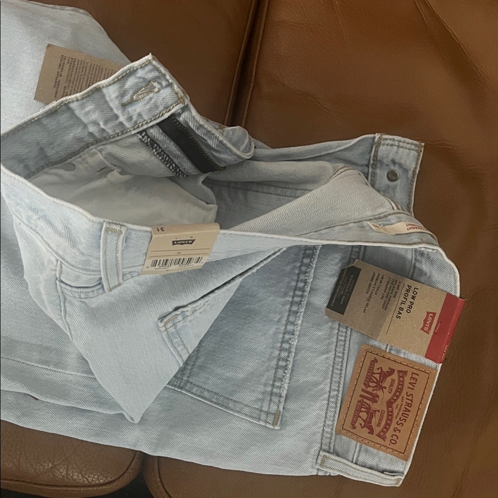 Levi's (31) Low Pro Profil Bas Mid Rise Straight distressed - Picture 5 of 13